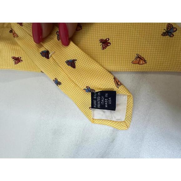 Brooks Brothers Makers classic yellow/multicolored butterfly 100% silk necktie - Picture 3 of 4